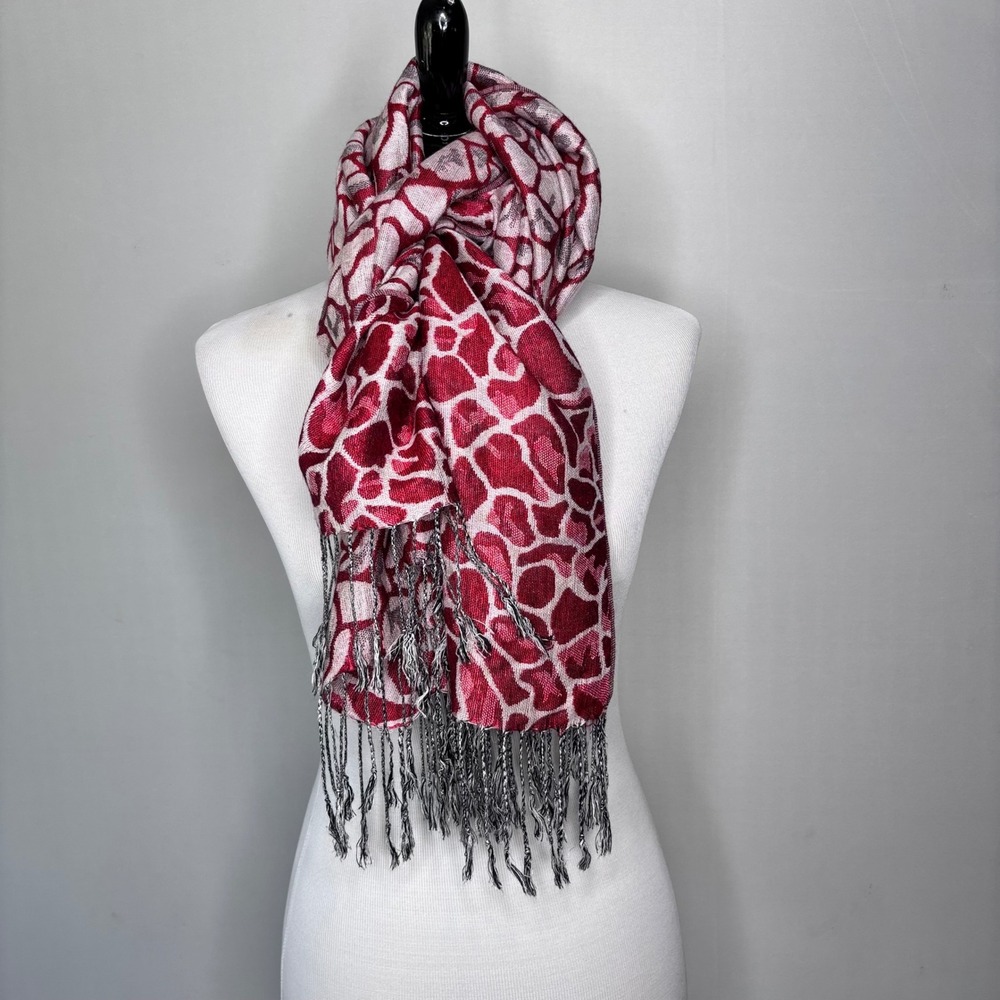 Pashmina Giraffe Print Red and White Silk Scarf Wrap Fringe‎ 68x28